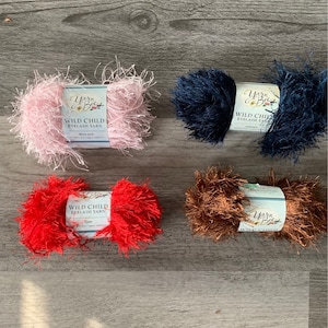 1 Skein (7 Skeins in 4 Colors) Wild Child Eyelash Yarn, 1.8oz/50g,67y/62m, 4 Medium