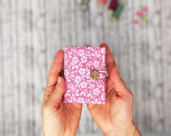 Sewing needle organizer, needle book with two pockets, sewing gift