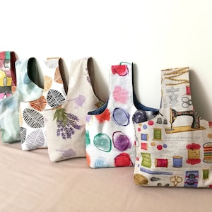 Knit walk bag, wrist project bag, knitting project bag, yarn bag