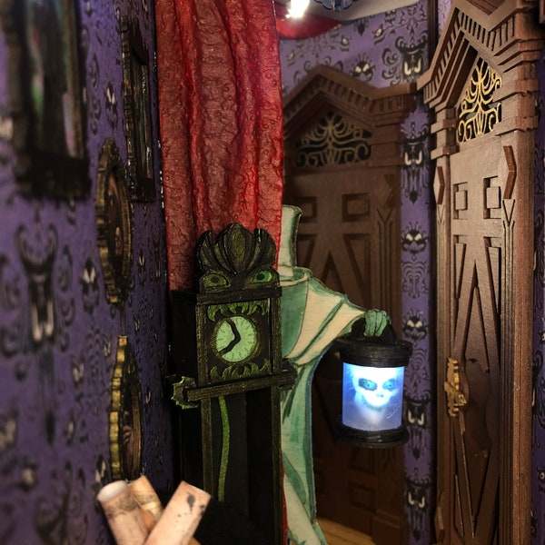 Book nook Haunted house Diorama with led ghost