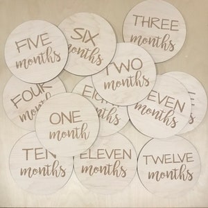Marqueurs d’étape mensuels NUMÉRIQUES pour bébé - FICHIER découpé LASER, cricut, silhouette, svg, pdf, jpg, glowforge, Thunderlaser, boss laser, papercraft