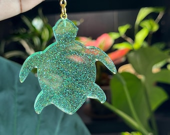 Sea Turtle Resin Keychain, Handmade Ocean Animal Keychain, Cute Coastal Aesthetic Charm, Gift for Her, Beach Lover Gift