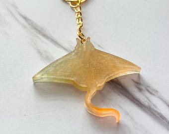 Handmade Resin String Ray Keychain: Glitter Flower Accent
