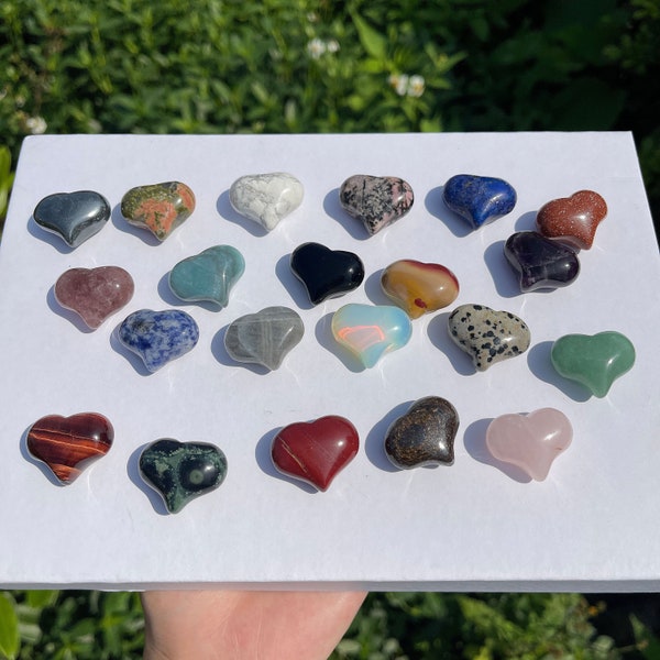 Mini Crystal Heart, Gemstone Heart, Hand Carved Crystals, Heart Chakra, Crystal Gift, Wholesale Crystal, Healing Crystal