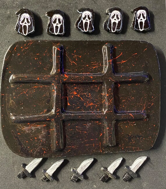 Tic Tac Toe Horror Board 