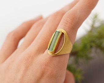 Handmade 18k Gold Ring, Green Tourmaline Crystal, Statement Ring