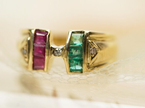 18k Vintage Multi Stone Ring, Ruby and Emerald an… - image 8