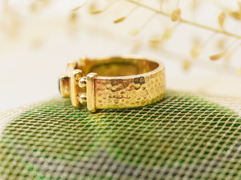 18k Green Tourmaline Gold Ring, 1980s Handmade Vintage Ring, Gold Present for Her image 3