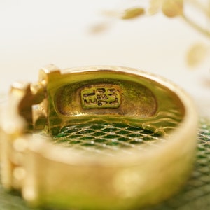 18k Green Tourmaline Gold Ring, 1980s Handmade Vintage Ring, Gold Present for Her image 5