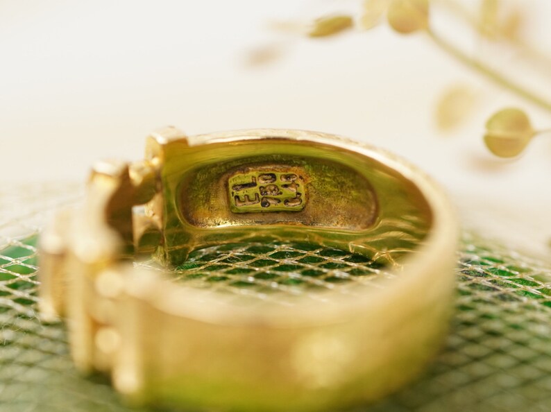 18k Green Tourmaline Gold Ring, 1980s Handmade Vintage Ring, Gold Present for Her image 5