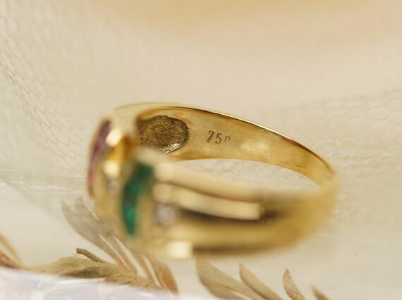 18k Vintage Multi Stone Ring, Ruby and Emerald an… - image 7
