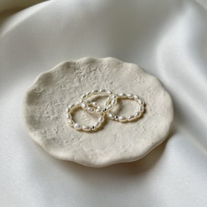 Tiny Pearl Ring/ Pearl Ring/ Dainty Pearl Ring/ Pearl Sterling Silver Ring/ Freshwater Pearl Ring/ One pearl ring