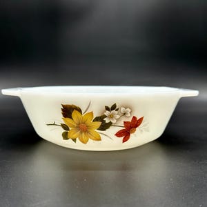 JAJ Pyrex Round Autumn Glory Casserole Made in England No Lid | England Pyrex 505 | 1970s JAJ Pyrex