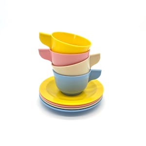 Mid-Century Western Plastics Melamine Cups and Saucers Bright Colors, Plastic Dinnerware,