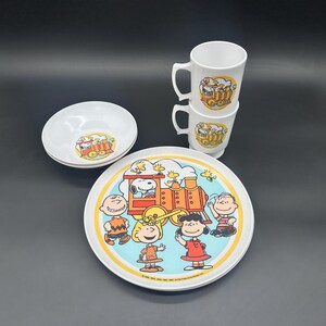 Peanuts One Set of Children's Dishes Snoopy in Train | Peanuts