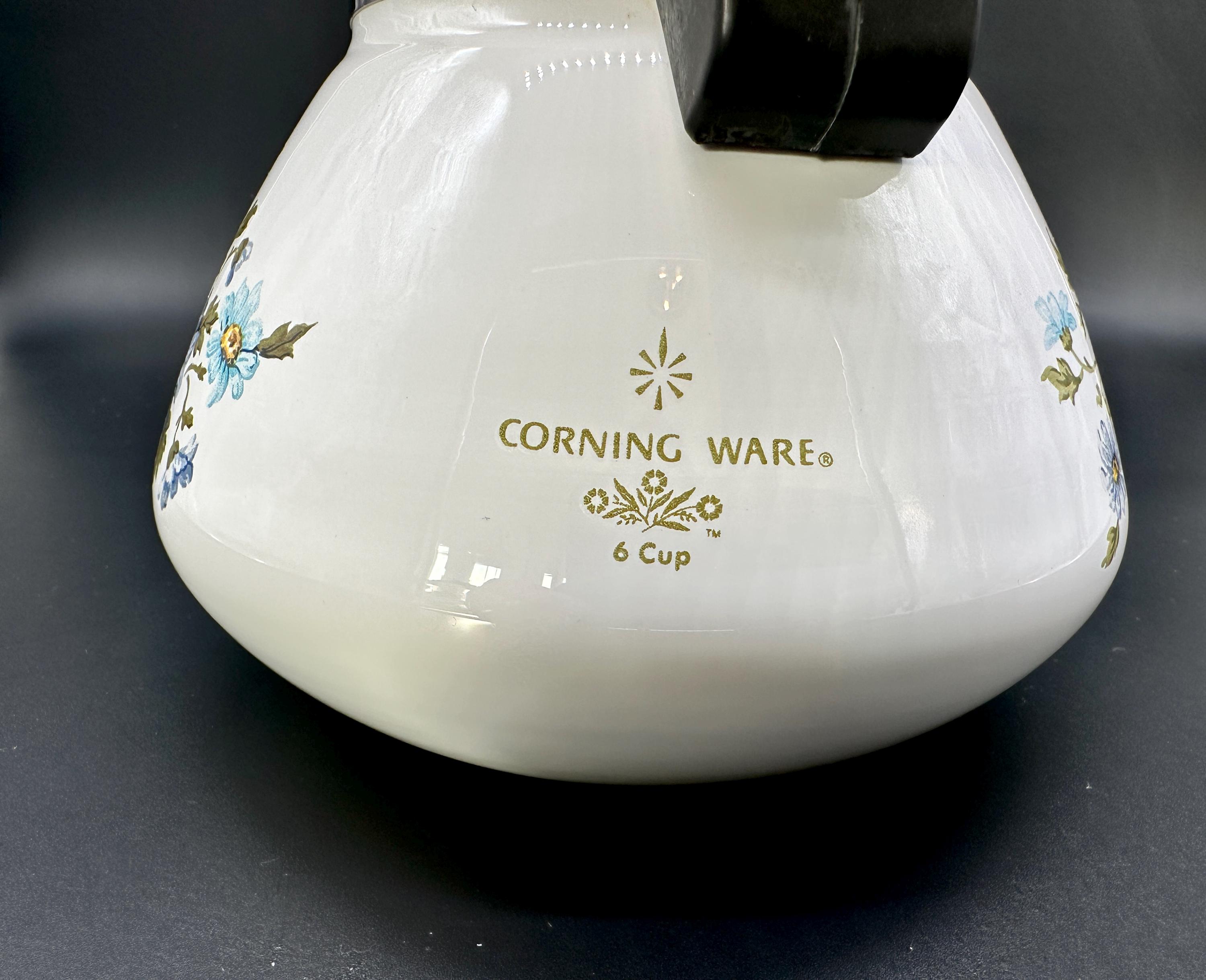 Corning Ware 6カップ パーコレーター ビンテージ VINTAGE CORNING WARE BLUE CORNFLOWER 6 CUP TEAPOT W/BLACK