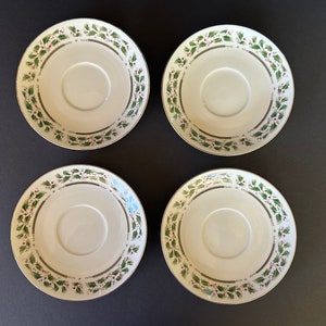 4 Royal Limited Holly Holiday Saucers
