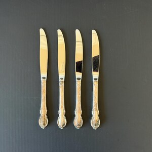 Set of 4 Vintage 1847 Rogers Bros Reflection Silverplate Knives