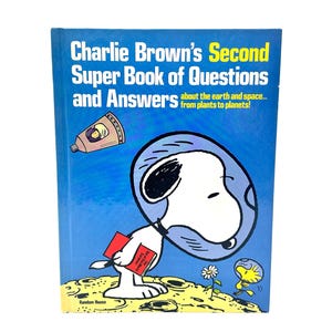 1977 Charlie Brown&#39;s Second Super Book of Questions and Answers | Peanuts Book | Peanuts Educational Book