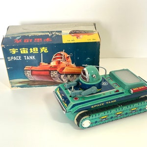 Battery Operated Tin Litho Space Tank Toy With Box