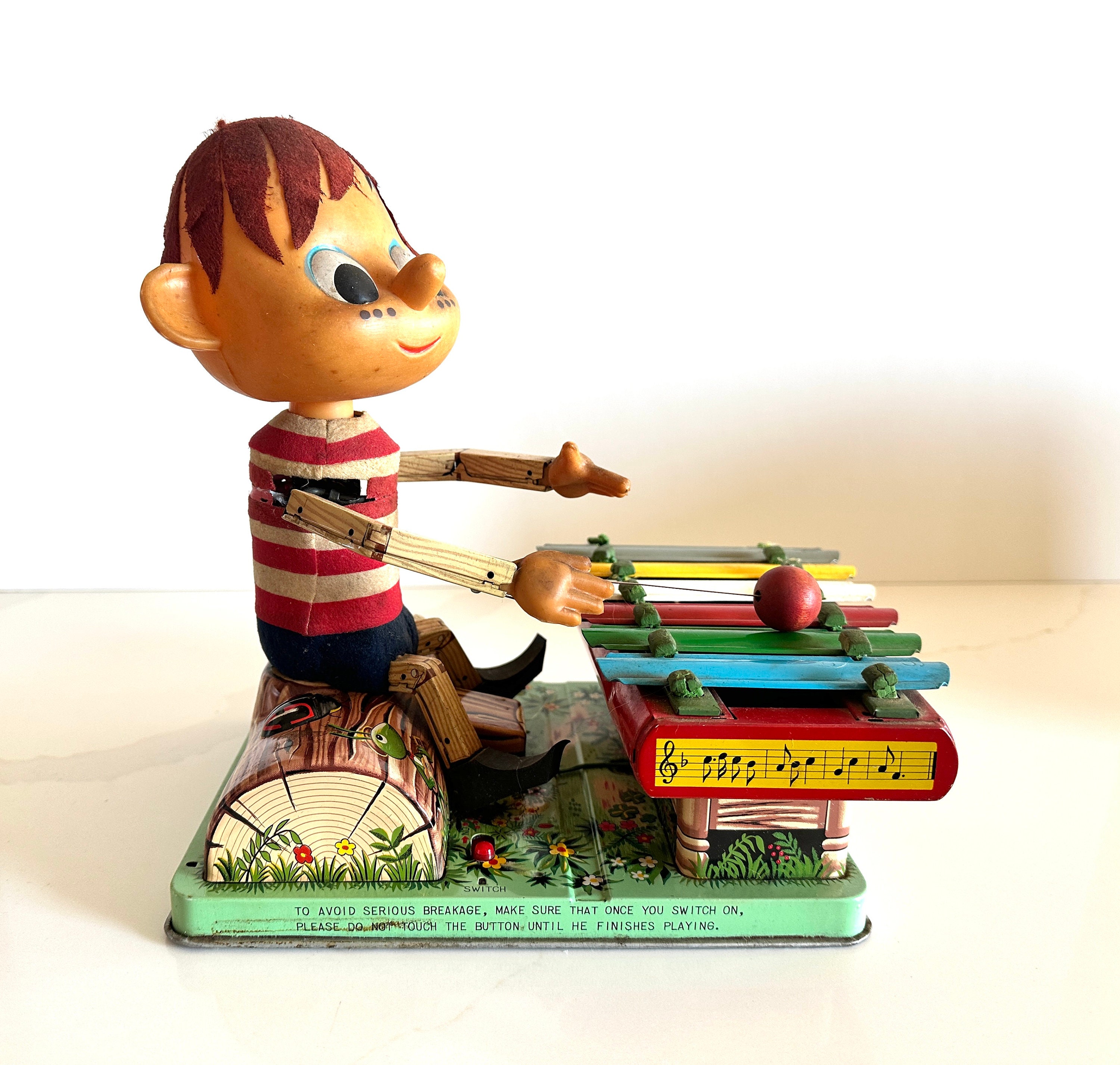 Battery Operated Pinocchio Plays the Xylophone With Original Box