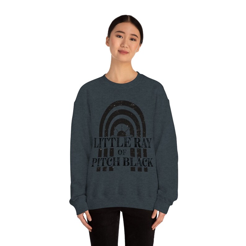 Little Ray of Pitch Black Sweatshirt Funny Millennial Sweater Retro Emo Crewneck for Concert Y2K Clothes Indie Clothing Comfort Colors Gift bild 6