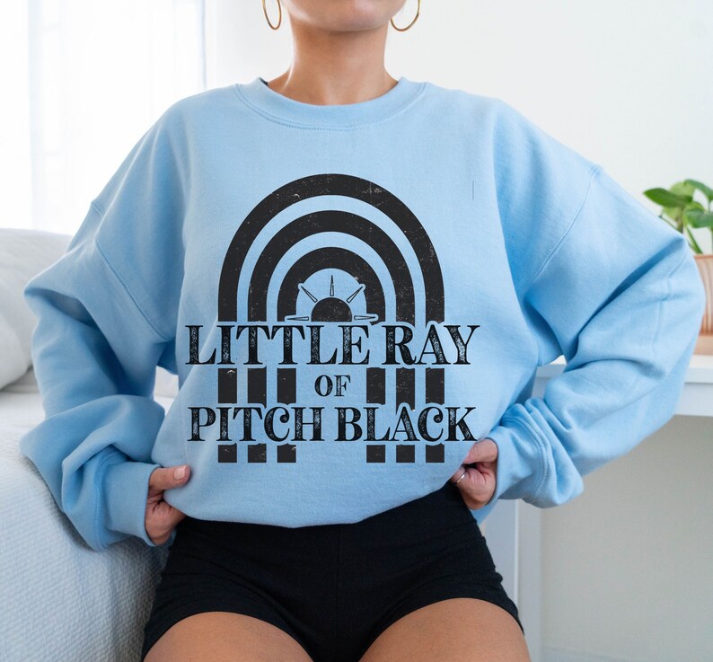 Little Ray of Pitch Black Sweatshirt Funny Millennial Sweater Retro Emo Crewneck for Concert Y2K Clothes Indie Clothing Comfort Colors Gift bild 4