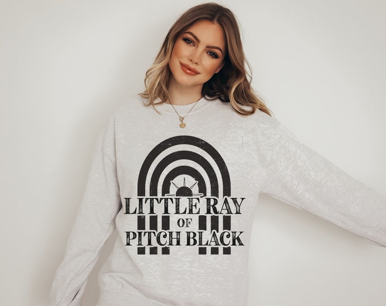 Little Ray of Pitch Black Sweatshirt Funny Millennial Sweater Retro Emo Crewneck for Concert Y2K Clothes Indie Clothing Comfort Colors Gift bild 3