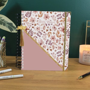 2026 Dated Weekly Planner | Customizable Layout and Cover | Pink Floral
