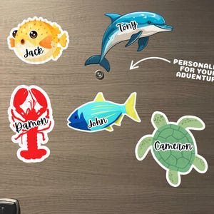 Personalisierte Kreuzfahrt Magnet | Tropischer Fisch Magnet | Cruise Türdekorationen | Kreuzfahrt Magnete | Kreuzfahrt Namensschilder | 50er Jahre Deko für Prunkkabinen