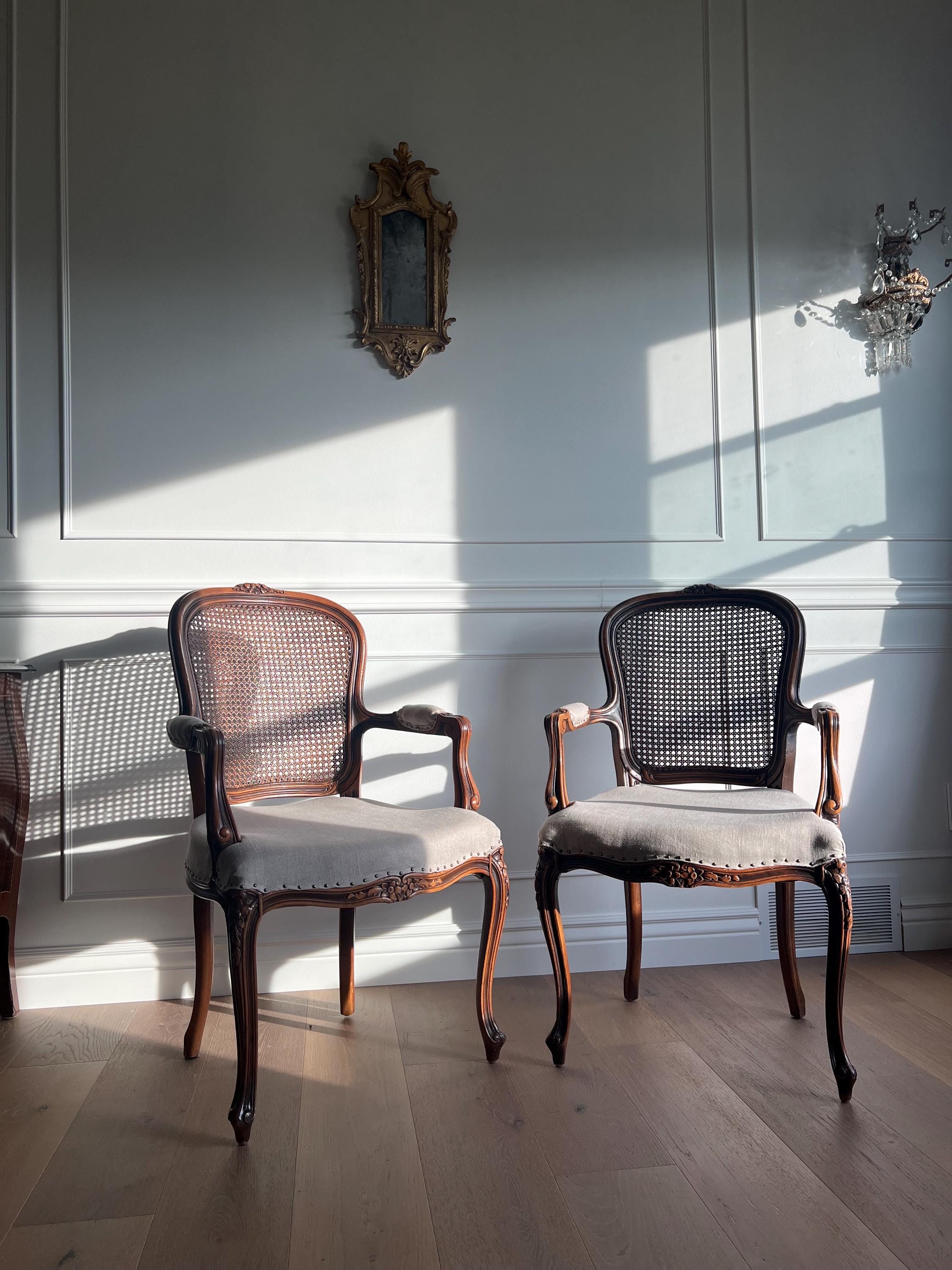 イタリア シャトーダックス アンティーク ロココチェア Chateau D'ax イタリア シャトーダックス アンティーク ロココチェア Chateau D'ax