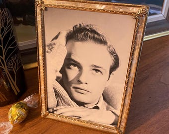 Gold Vintage Picture Frame, Photo 5 x 7, Antique-look, Hollywood Regency Elegance