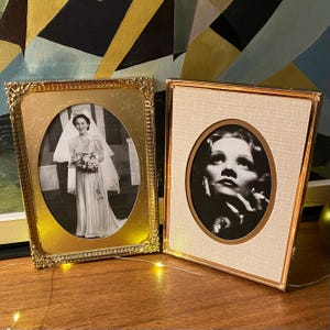 Moldura antiga dourada para fotos 5 x 7, metal prensado, estilo Hollywood Regency, design vintage.