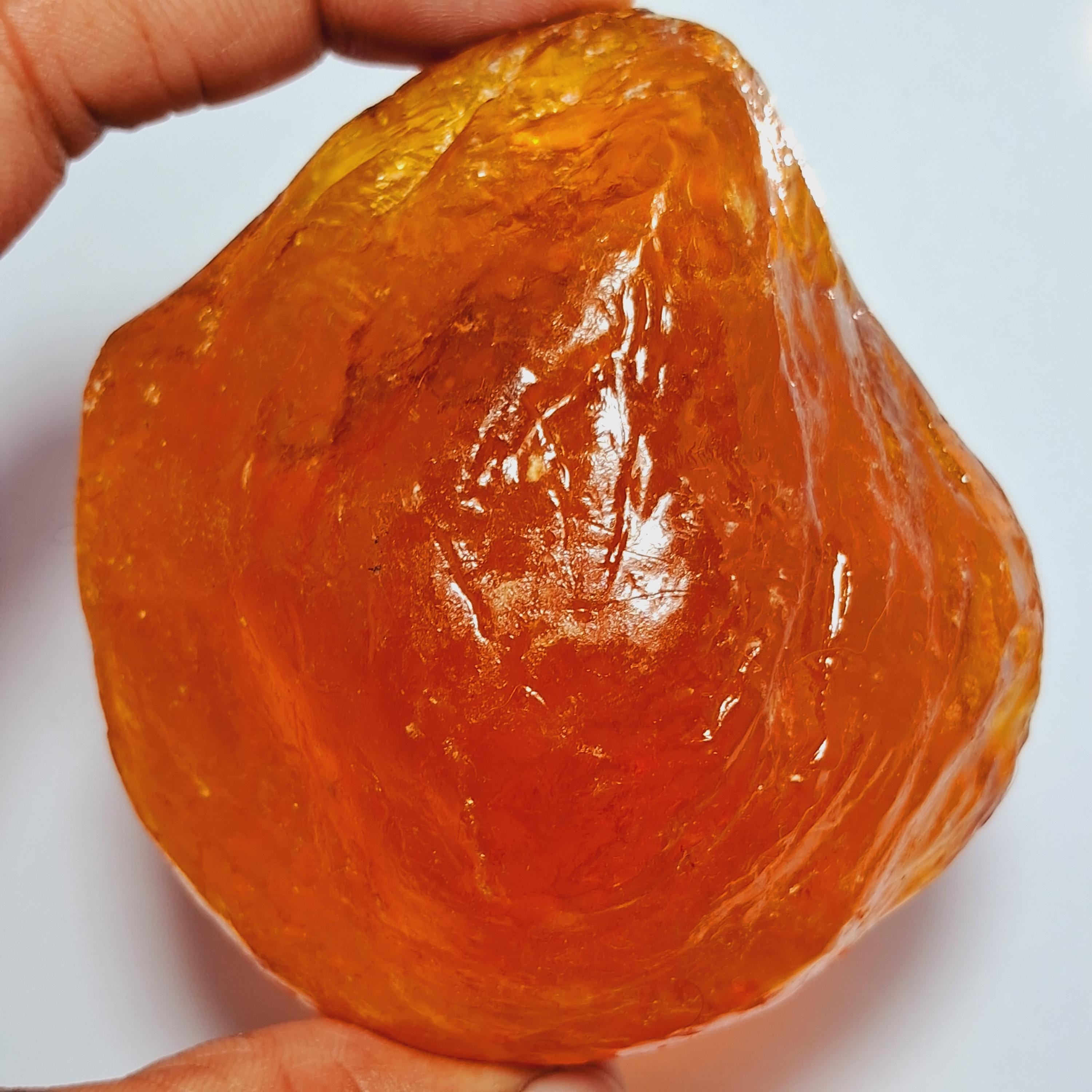 Top Rare+ Big Raw Amber,Amber Gemstone,Cabochon, Amber Stone loose stone semi precious Golden Amber for healing Use.  566 Carat. 76X72X42 MM