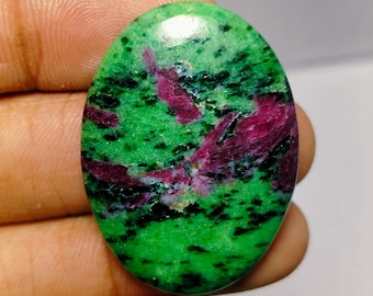 Ruby zoisite Cabochon: Natural Ruby Gemstone Pendant (68 Carat,  36X26 MM)