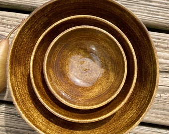 Nesting bowl set -- Pear gold