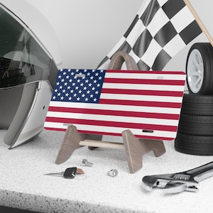 American Flag License Plate - Patriotic Aluminum Car Tag, USA Themed Garage Wall Decor, Gift for Car Lovers, Home Accent Sign