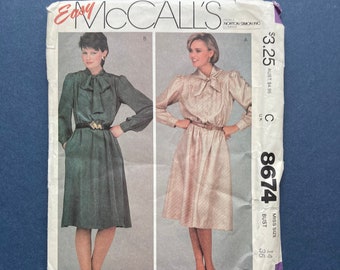 Vintage McCall's Sewing Pattern 8674 Misses' Dress Size 14