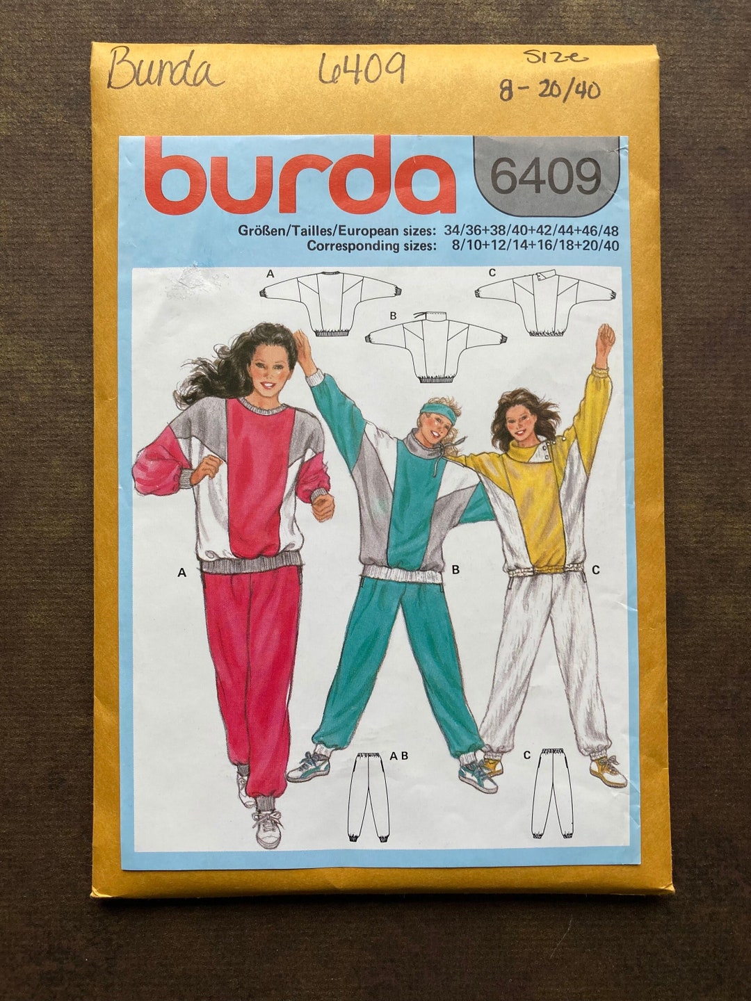 Vintage Burda Sewing Pattern 6409 Sweatshirt and Sweatpants Size 820