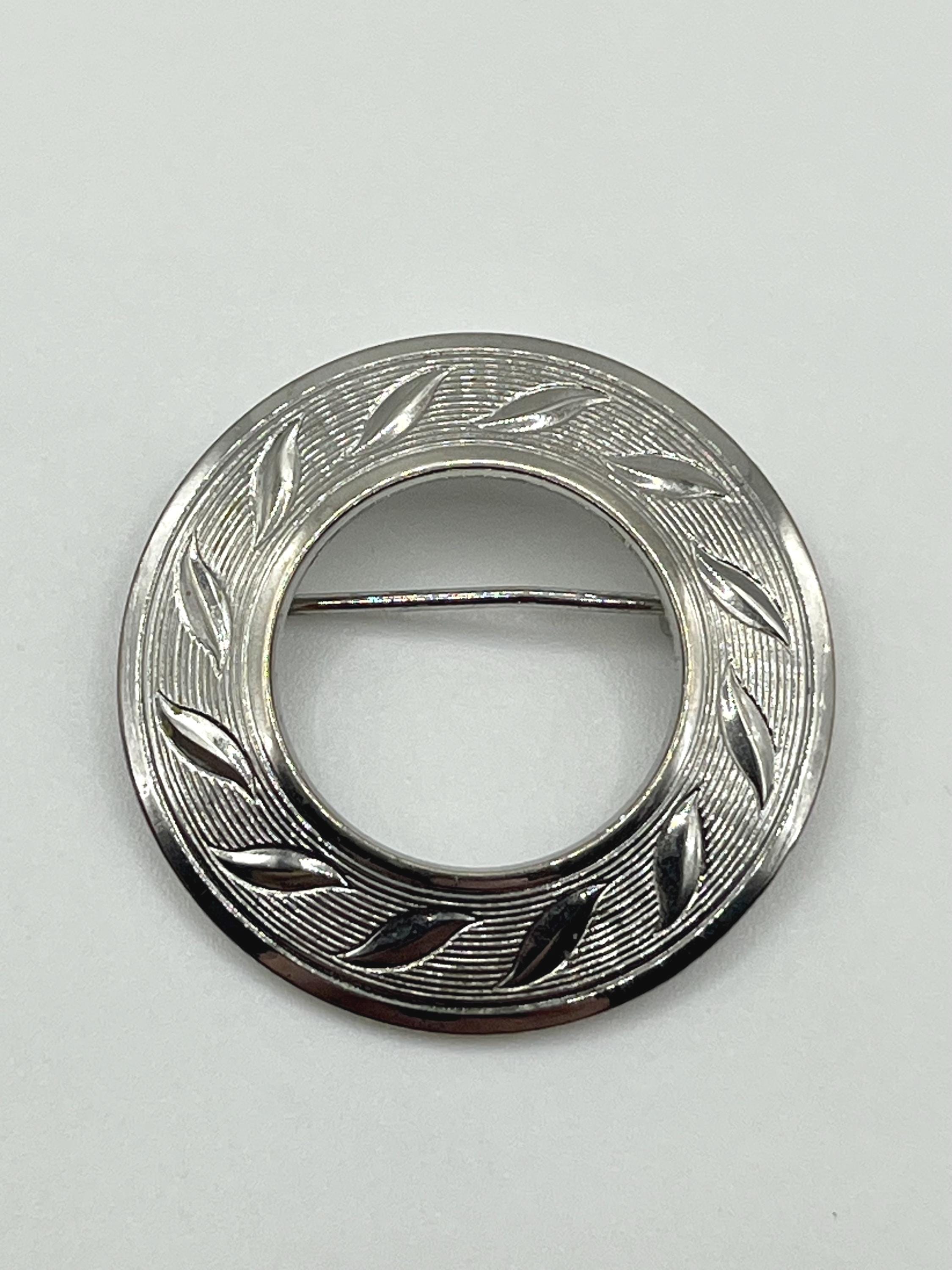 Vintage Circle Pins Vintage Circle Pin Etsy