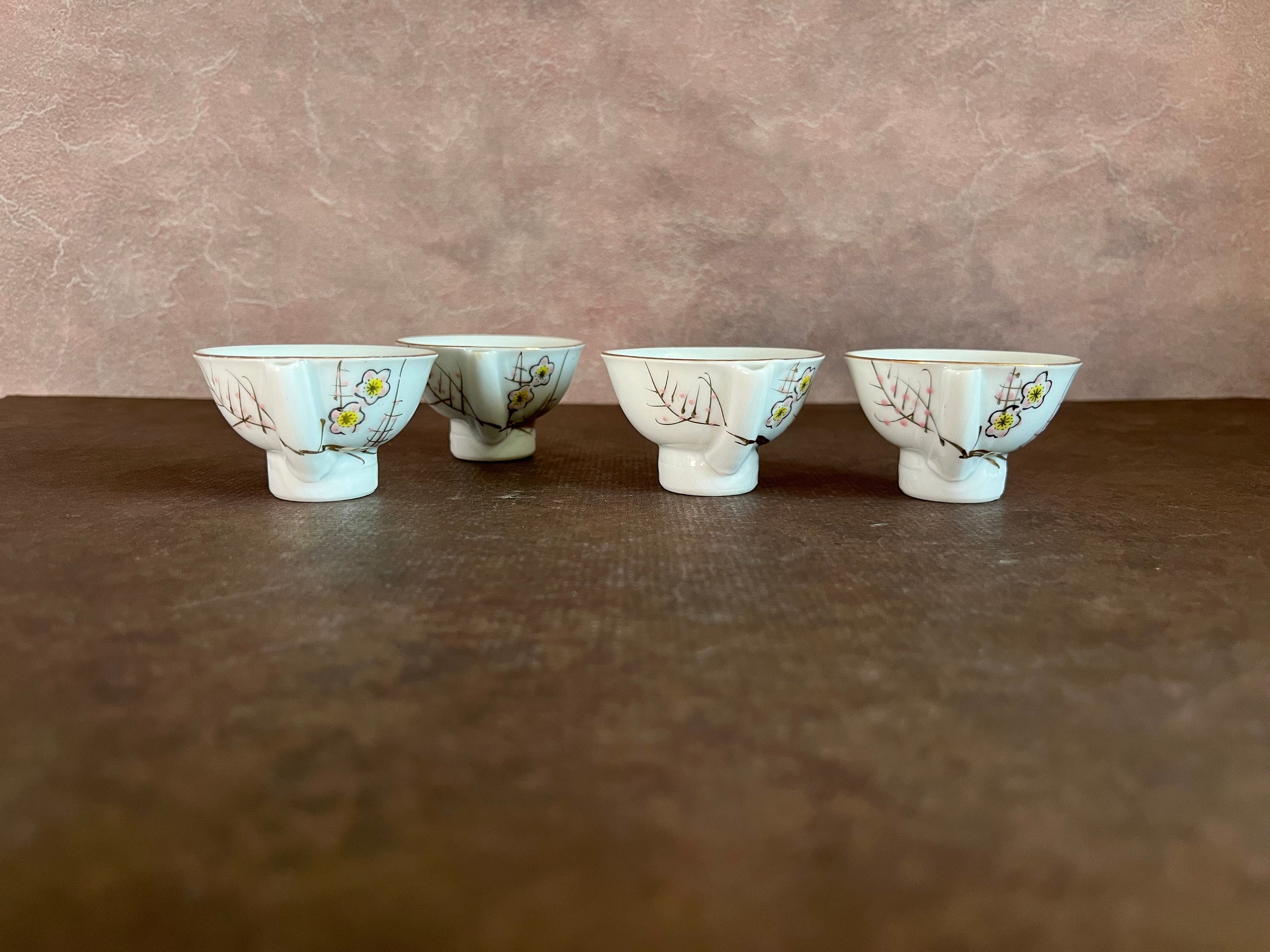 値下げ城南盃　細川護光　箱入り　酒器 Vintage Hand Painted Porcelain Whistling Sake Cups Set of 4