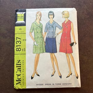 Vintage Sewing Pattern McCall&#39;s 8137 ~ 1960s Misses&#39; Dress in Three Versions Size 12 Bust 32