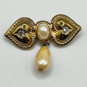 Vintage Gold Tone Faux Pearl & Rhinestone Brooch with Teardrop Dangle