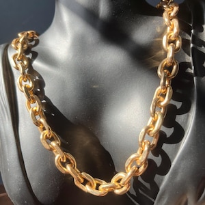 Vintage Chunky Gold-Tone Chain Necklace
