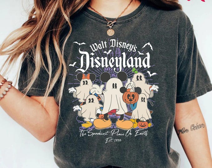 Comfort Colors Vintage Disneyland Halloween Shirt, Mickey And Friends Halloween Hoodie, Disney Family Halloween Sweatshirt Walt Disney's Tee