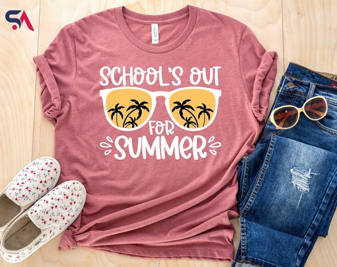 Funny Smiley Face Schools Out For Summer T-Shirt: Teacher Student Matching Tee