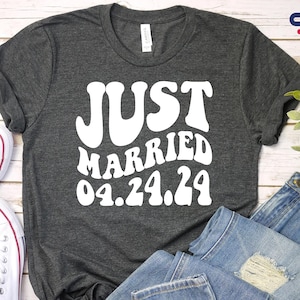 Personalized Just Married Wedding Date T-Shirt, Mr and Mrs Shirts, Just Married Shirt, Bride and Groom Tee, Custom Wedding Honeymoon Gifts