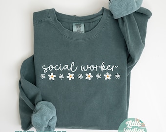 Social Worker Comfort Colors Sweatshirt Minimal Social Work Crewneck Sweater MSW Grad Gift for Licensed Clinical Social Worker LCSW