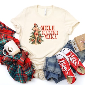 Mele Kalikimaka Shirt Retro Hawaiian Island Beach Christmas Holiday TShirt Festive Holiday Party Shirt Hawaiian Xmas T-Shirt