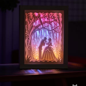 Scatola luminosa intagliata in carta Scatola luminosa intagliata in carta Luce notturna Scatola luminosa a LED 3D Shadow Box -glicine